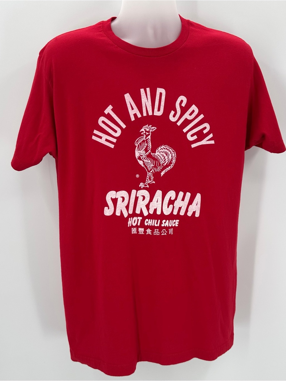 Sriracha T-shirt Adult L Red HOT AND SPICY  Short Sleeve Cotton Crew Tee
